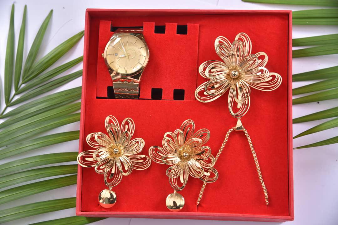 Montre et bracelets pour femme