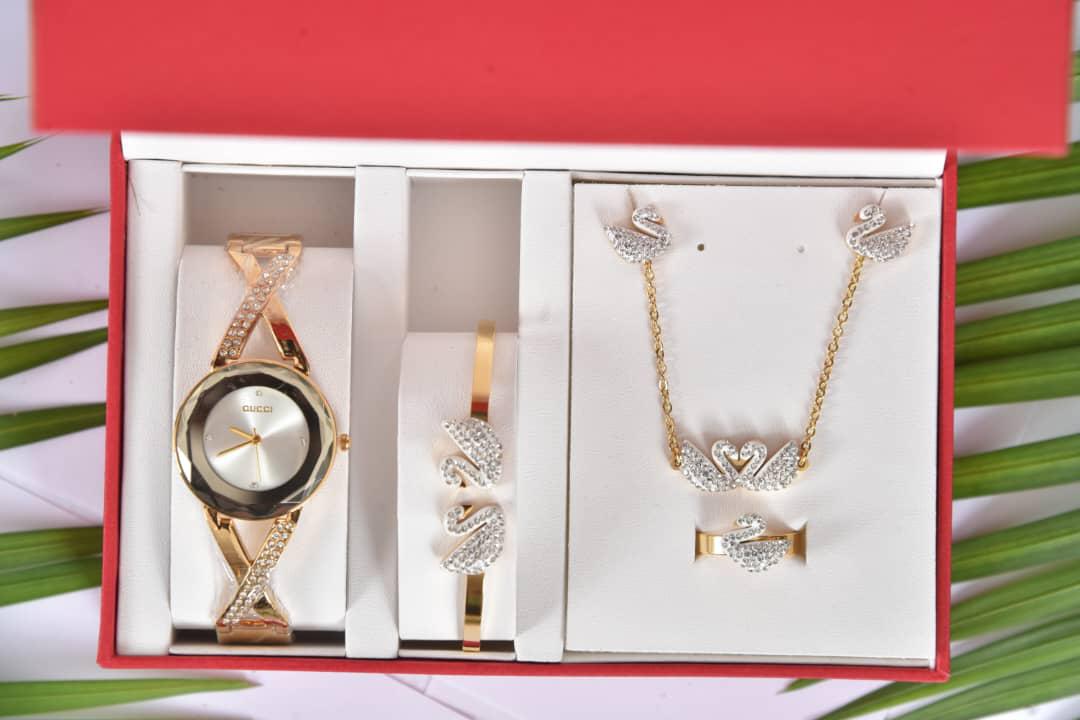 Montre et bracelets pour femme